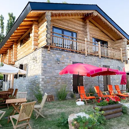 Les Flocons De Neige Chalet *